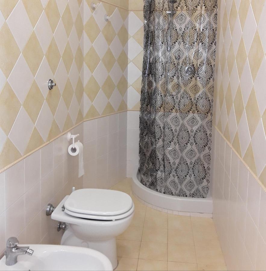 Casa Vacanze Gala Fiumicino Bagian luar foto
